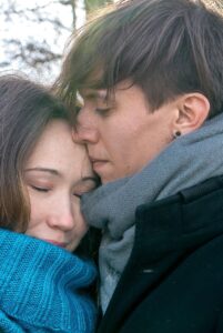 恋活アプリで写真審査はどのように行われるの？